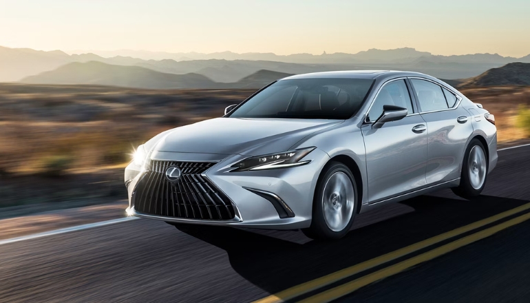 Lexus ES 2025