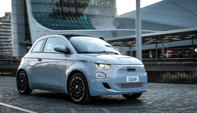 Fiat 500e 